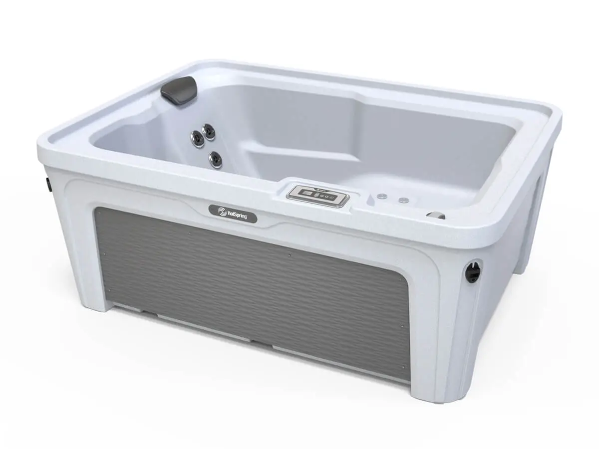 Mini™ hot tub, exterior view