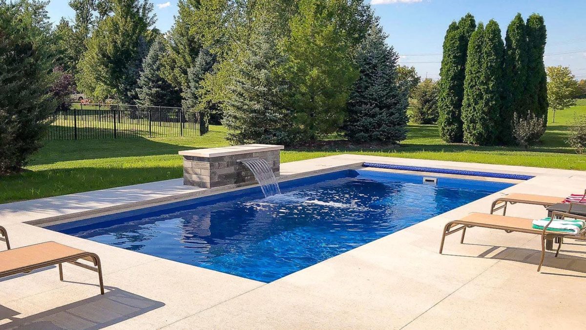 The Freedom fiberglass swimming pool